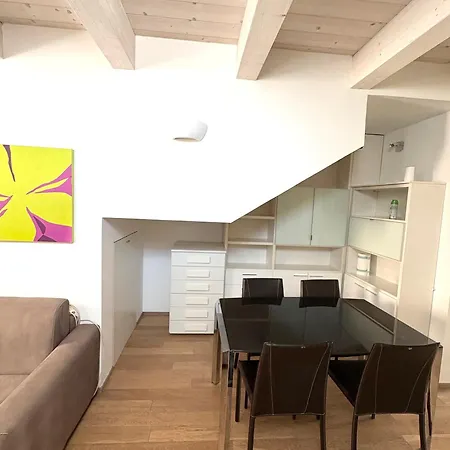 Dimora Dell Olmo Apartment *